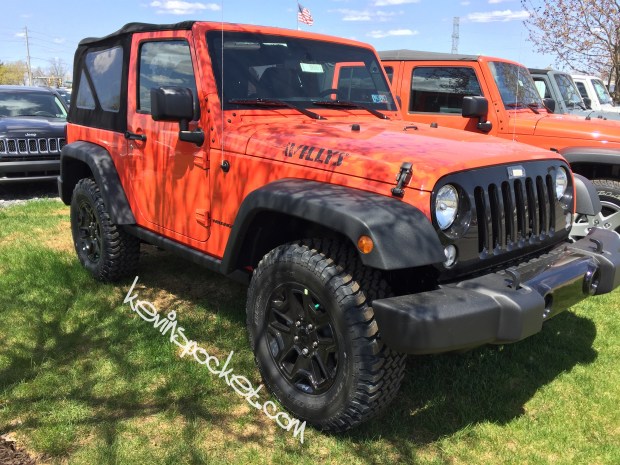 2015-Jeep-Wrangler-Sunset-Orange-Willys-Wheeler_9079